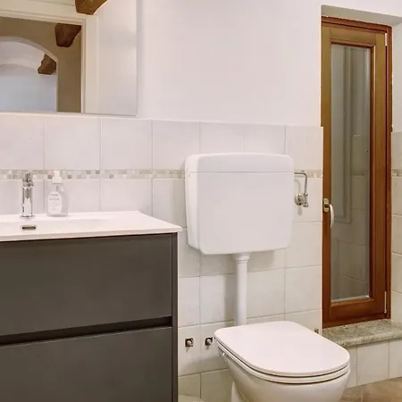 Hébergement de vacances Vicolo 10 *