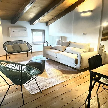 Hébergement de vacances Vicolo 10 *